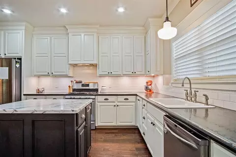 Kitchen - 4491 Carson Trl, Guthrie, OK 73044 photo 1 of 6
