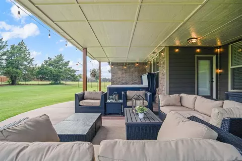 Exterior - 4491 Carson Trl, Guthrie, OK 73044 photo 7 of 11