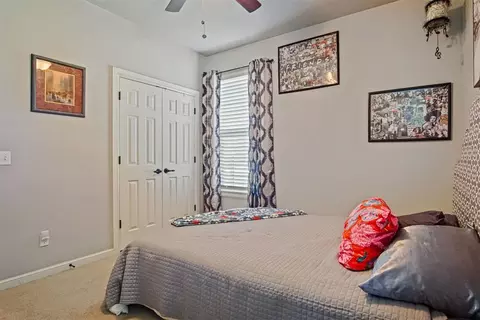 Bedroom - 4491 Carson Trl, Guthrie, OK 73044 photo 4 of 6
