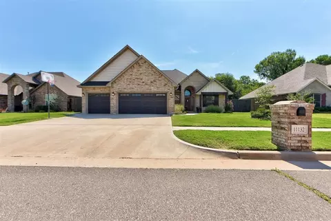 11132 Fairways Ave, Yukon, OK 73099