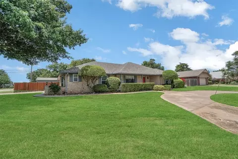 801 Cambridge Dr, Altus, OK 73521 photo 3