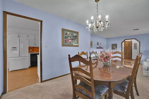 801 Cambridge Dr, Altus, OK 73521 photo 11
