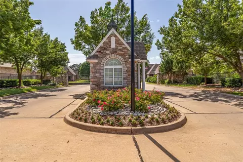 12810 Glen Aeire Rd, Choctaw, OK 73020