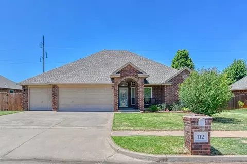 112 Ridge Lake Blvd, Norman, OK 73071