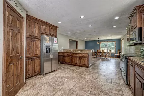 23620 County Line Ave, Blanchard, OK 73010