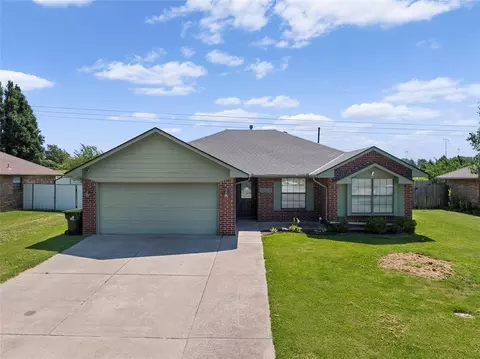 1096 Southridge Dr, Purcell, OK 73080