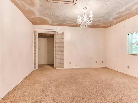 Bedroom - 105123 S South Highway 102 Hwy, Mcloud, OK 74851 photo 4 of 5