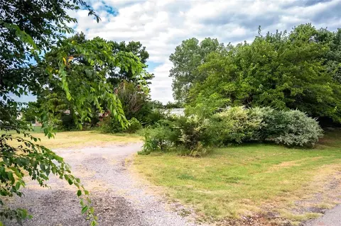 612 SW 12th St, Blanchard, OK 73010