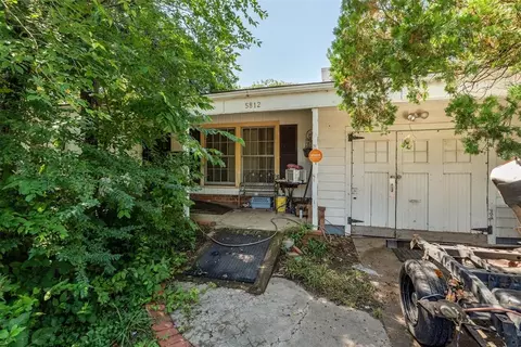 5812 NW 56th St, Warr Acres, OK 73122