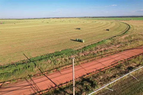 17275 E 1220 Rd, Erick, OK 73645 photo 6