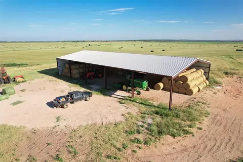 17275 E 1220 Rd, Erick, OK 73645 photo 23