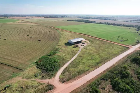 17275 E 1220 Rd, Erick, OK 73645 photo 25