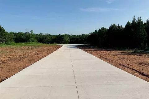 9357 Elisabeth Dr, Guthrie, OK 73044