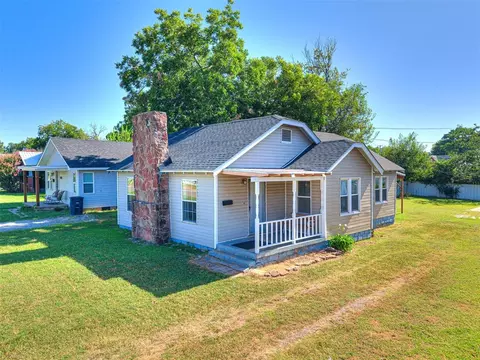 1217 N Market Ave, Shawnee, OK 74801
