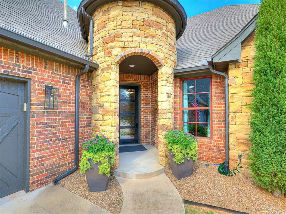  1065 Villas Creek Dr, Edmond, OK 73003 photo 7