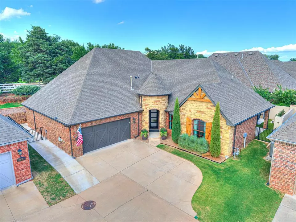  1065 Villas Creek Dr, Edmond, OK 73003 photo 50