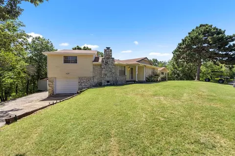 4015 Forrest Rd, Sulphur, OK 73086