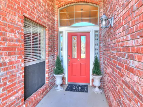 Entry Way - 3608 Gullane Dr, Norman, OK 73072 photo 1 of 3