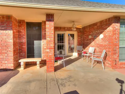 Exterior - 3608 Gullane Dr, Norman, OK 73072 photo 5 of 7