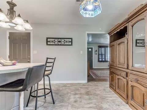 702 E Washington St, Tecumseh, OK 74873 photo 11