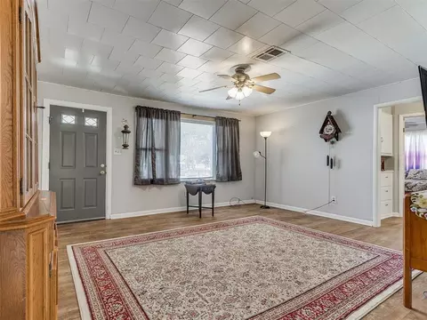 702 E Washington St, Tecumseh, OK 74873 photo 5