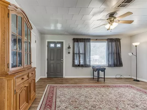 702 E Washington St, Tecumseh, OK 74873 photo 8