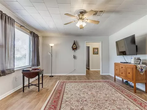 702 E Washington St, Tecumseh, OK 74873 photo 7