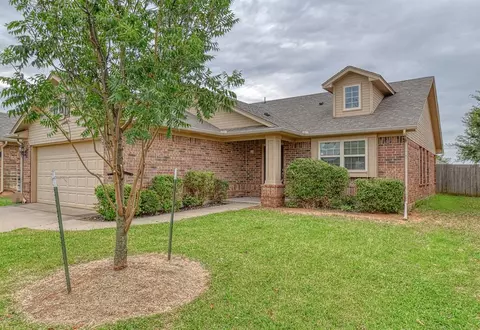 13312 SW 3rd St, Yukon, OK 73099
