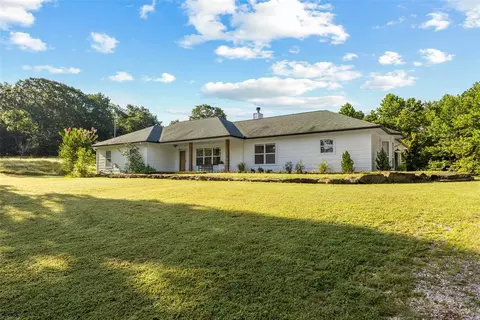 22459 1560 County Rd, Stonewall, OK 74871
