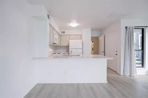 11520 N May Ave #C207, Oklahoma City, OK 73120