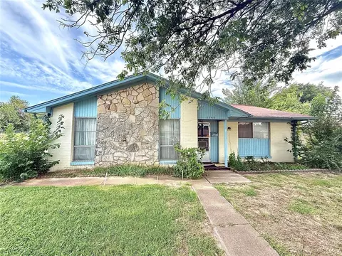 7700 NW 31st St, Bethany, OK 73008