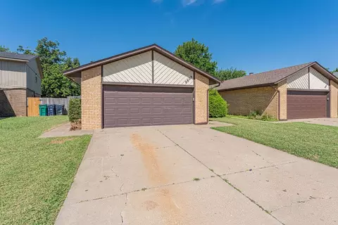 9609 Berkley Ct, Oklahoma City, OK 73162