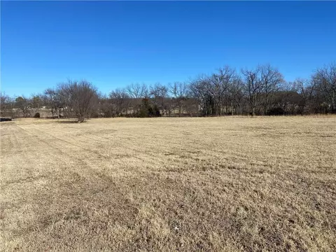 44508 Kingsbury Ln, Shawnee, OK 74801