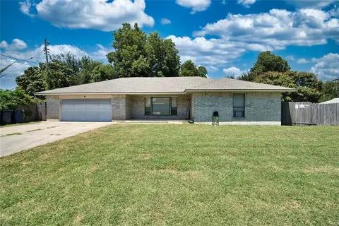 3237 NW 11th St, Oklahoma City, OK 73107
