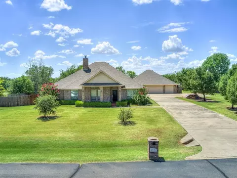 20163 Tranquil Pasture Ln, Edmond, OK 73012
