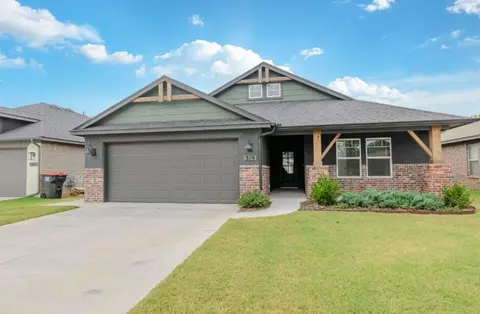319 Rock Hollow Rd, Harrah, OK 73045