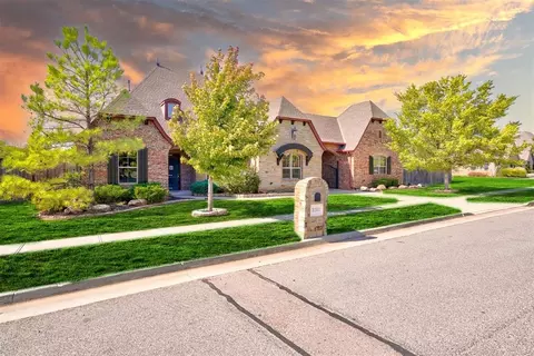 3101 Monica Ln, Moore, OK 73160