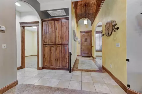 Entry Way - 4220 Caribou St, Tuttle, OK 73089 photo 3 of 3