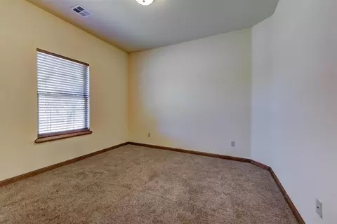 Bedroom - 4220 Caribou St, Tuttle, OK 73089 photo 3 of 6