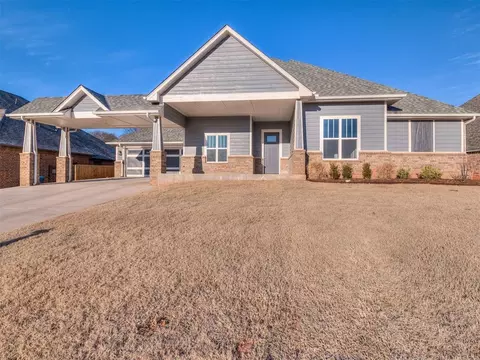 2425 Rumble Ln, Edmond, OK 73034