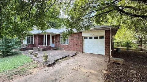 8520 NE 28th St, Spencer, OK 73084