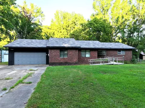 604 N Denison Rd, Idabel, OK 74745 photo 2