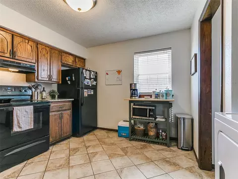 3901 N Kickapoo Ave #33, Shawnee, OK 74804 photo 13