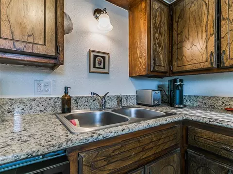 3901 N Kickapoo Ave #33, Shawnee, OK 74804 photo 15