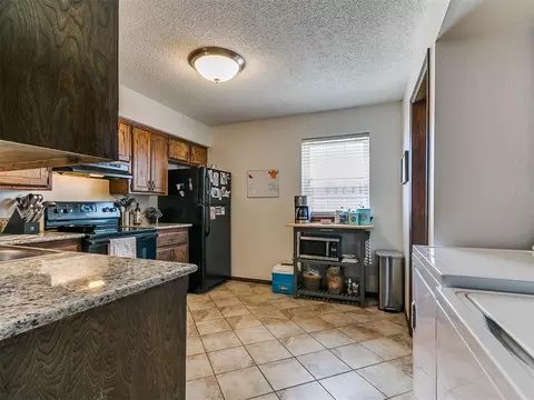 3901 N Kickapoo Ave #33, Shawnee, OK 74804 photo 11