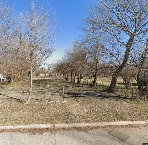 2009 SW 9th St, Oklahoma City, OK 73108