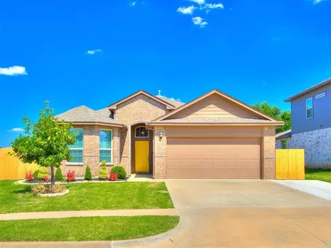 9524 Squire Ln, Yukon, OK 73099