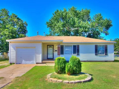 707 E Washington St, Tecumseh, OK 74873