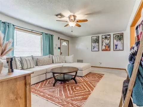 707 E Washington St, Tecumseh, OK 74873 photo 6