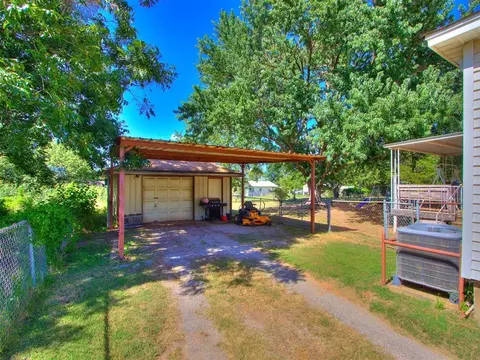 707 E Washington St, Tecumseh, OK 74873 photo 30